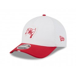 TBB M 2025 NFL Training Camp 9F WHT OSFA