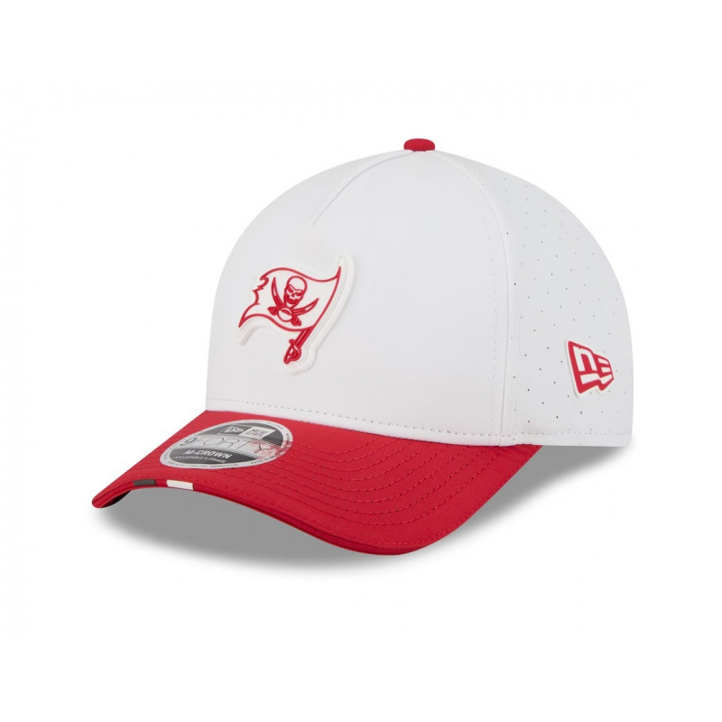 TBB M 2025 NFL Training Camp 9F WHT OSFA
